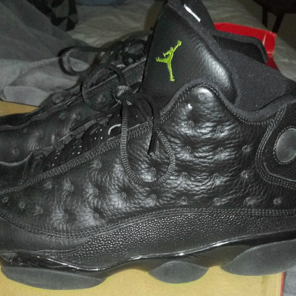 Jordans - Picture 3 of 5